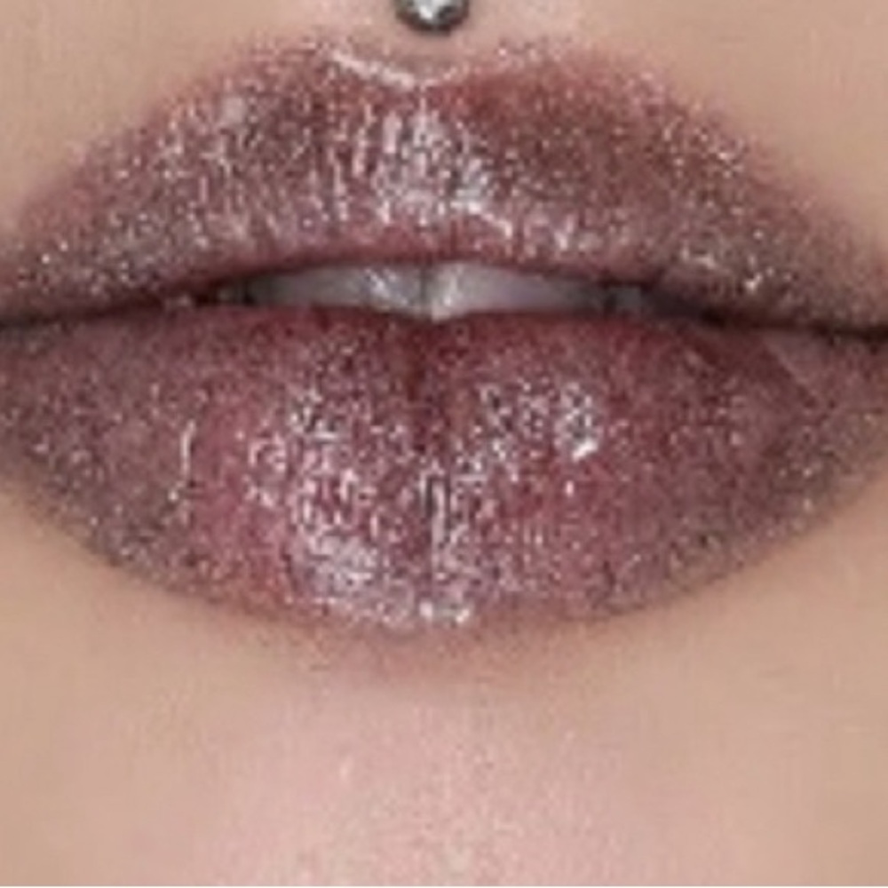 Jeffree  Star Cosmetics The Gloss Lip Gloss Six Feet Under
